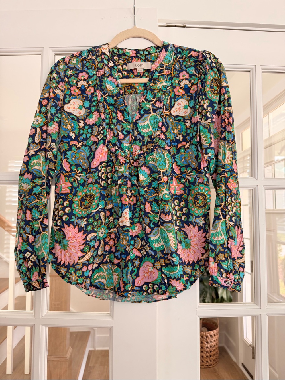 LOFT XS Floral Paisley Long Sleeve Blouse – Navy Multicolor